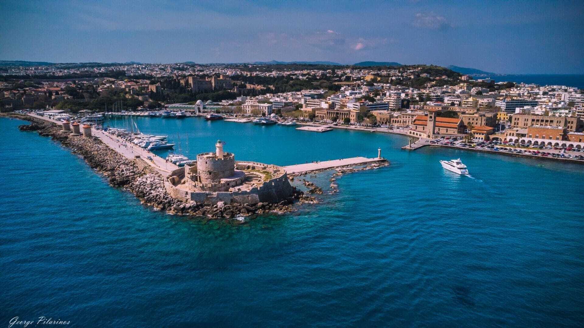 Lindos / Vlicha: Boat to Rhodes Town